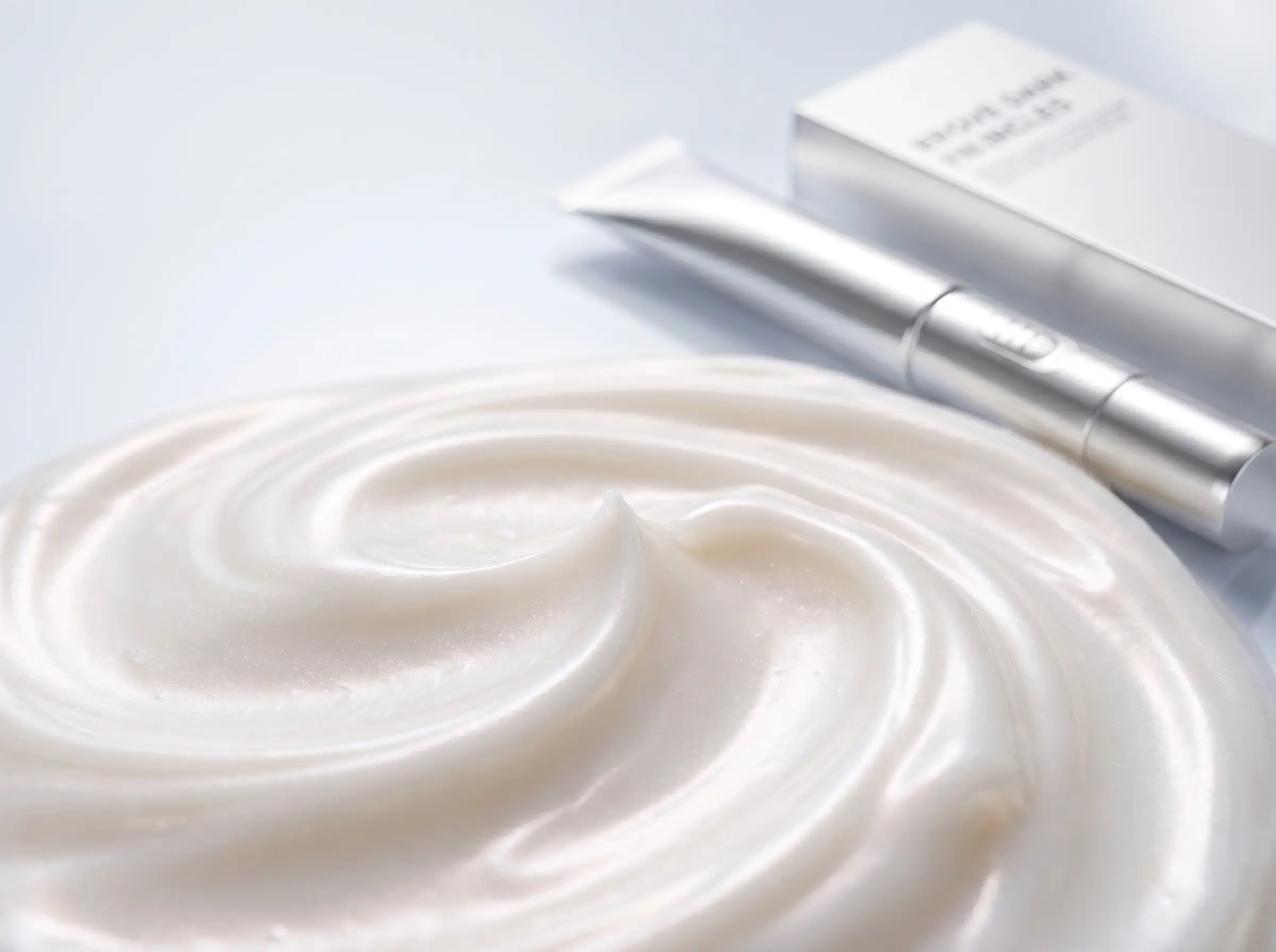 SilkCare: Vibrating Peptide Wand